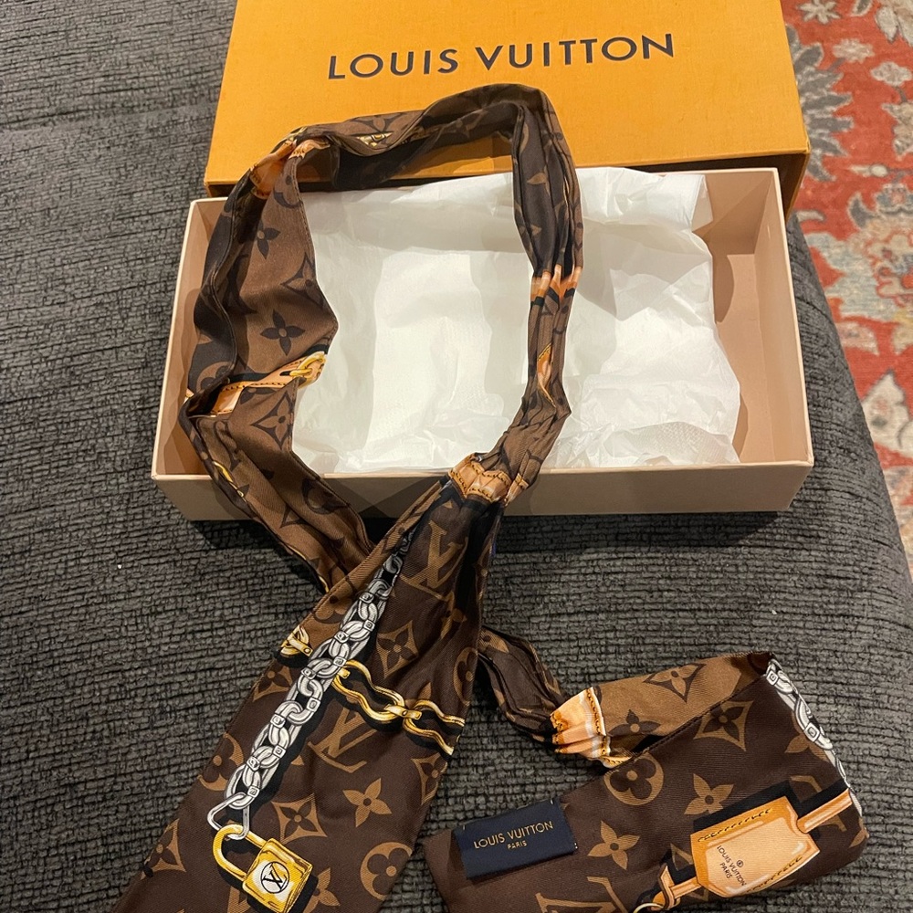 Louis Vuitton Headscarf